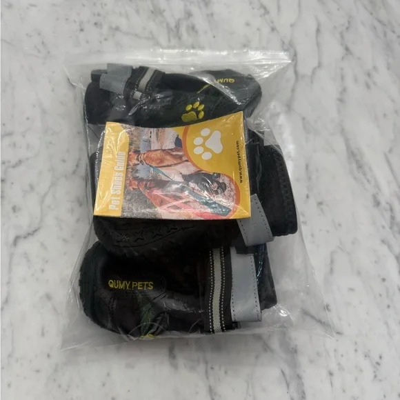 QUMY Large Dog Shoes Boots & Paw Protectors For Snow & Hot Sidewalk NWT SIZE 7 - Picture 3 of 3